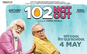 Amitabh Bachchan acts as Rishi Kapoor`s father in 102 Not Out